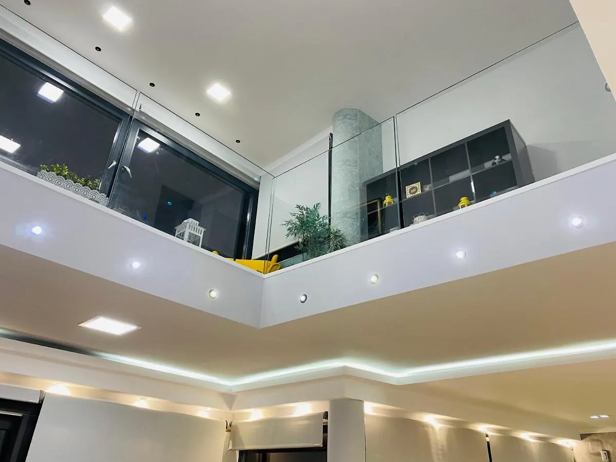 villa moderna con piscina privada, jardín y vista al Mar Torre Del Mar España