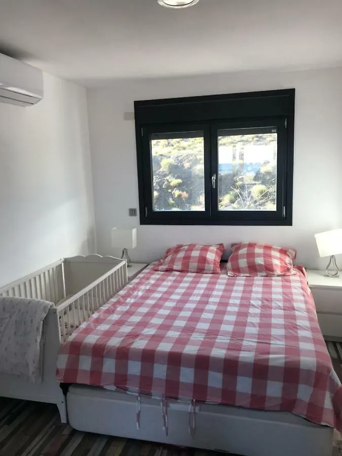 villa moderna con piscina privada, jardín y vista al Mar Torre Del Mar